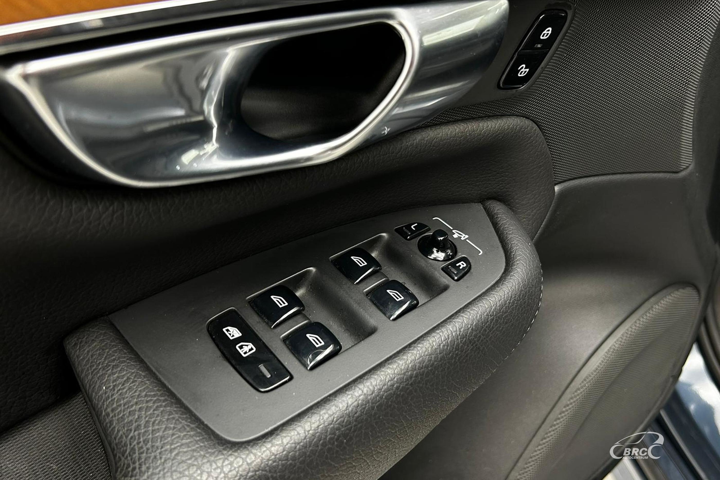 Volvo XC 90 T6 AWD Automatas