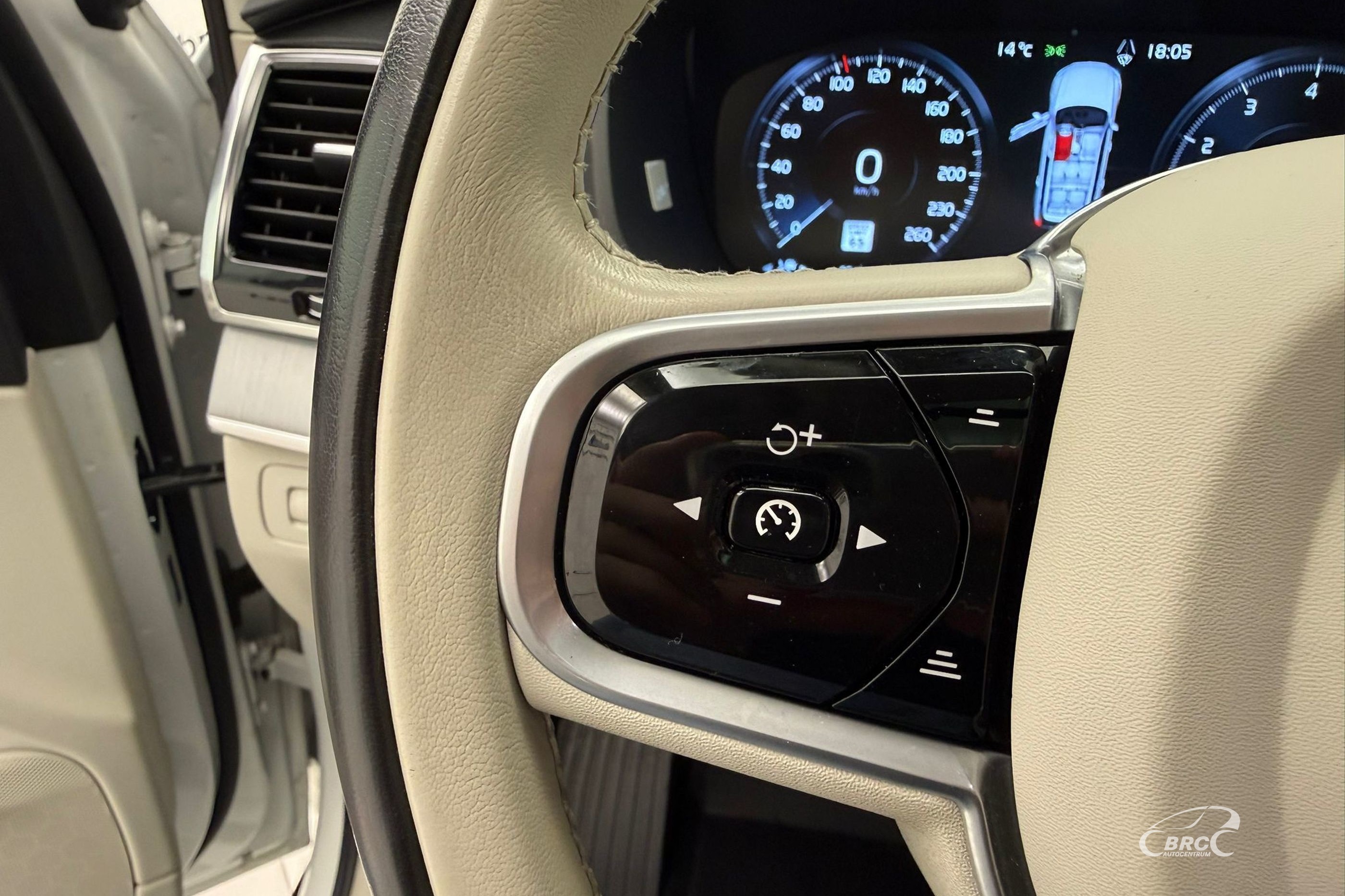 Volvo XC 90 T5 AWD Automatas