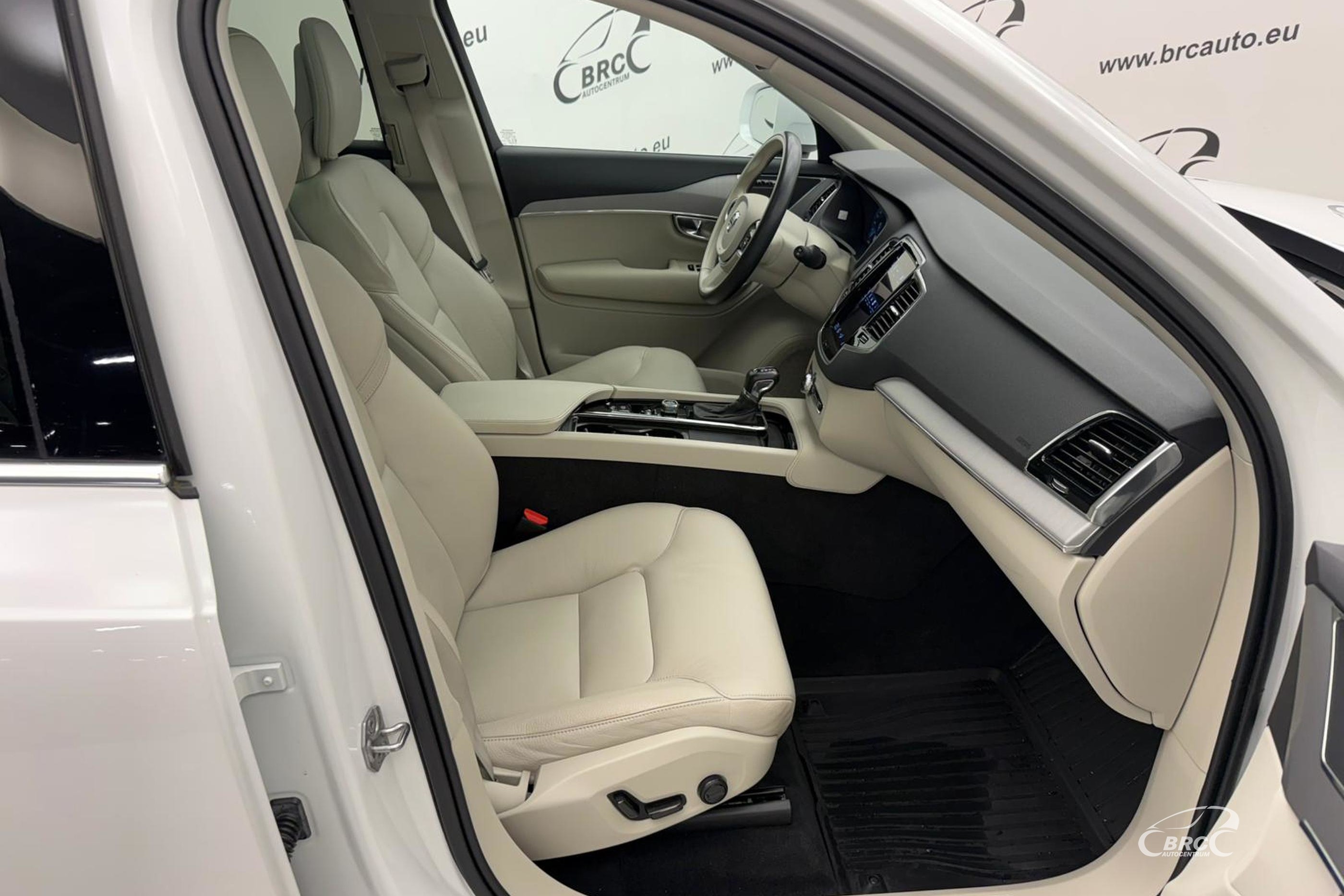 Volvo XC 90 T5 AWD Automatas