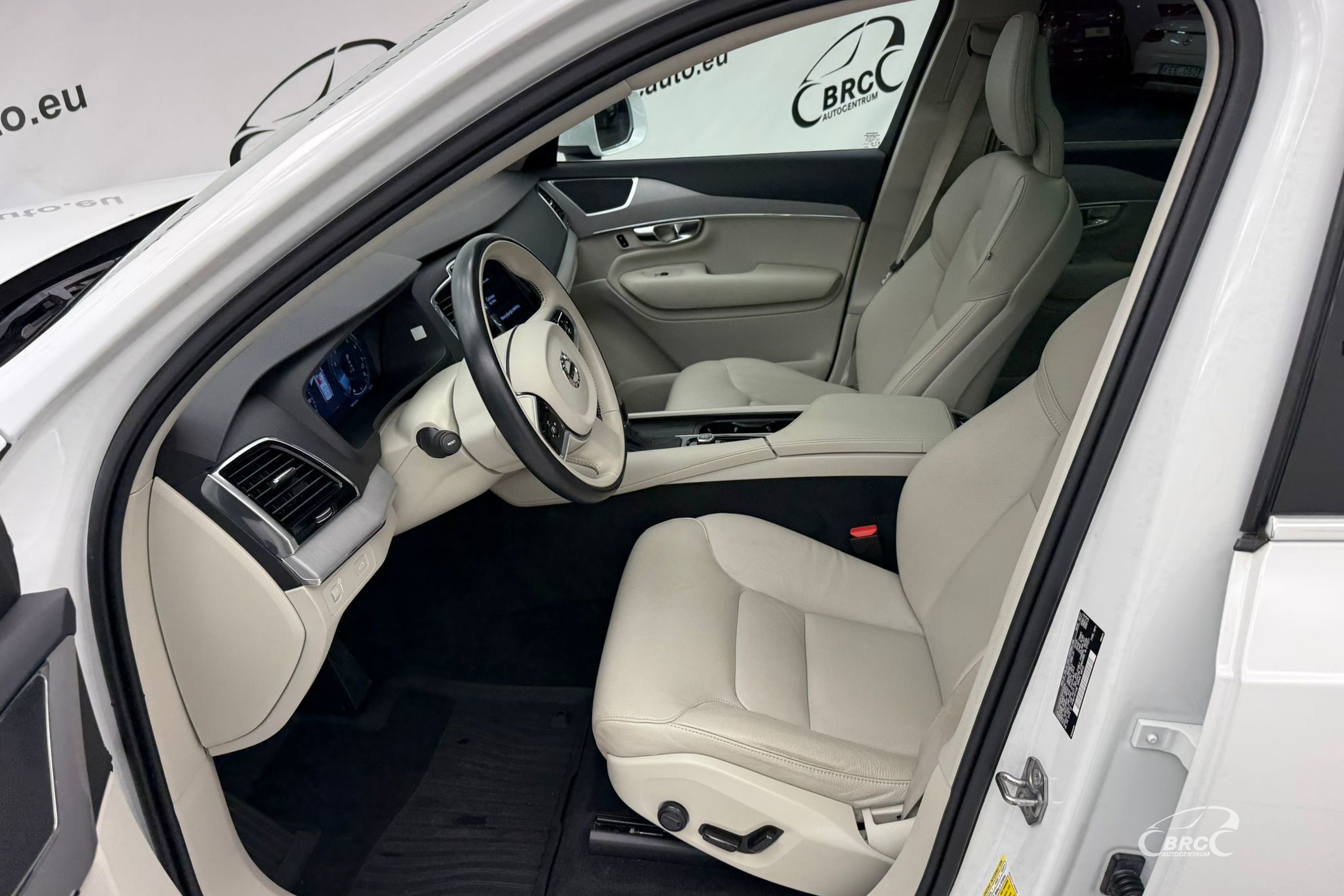 Volvo XC 90 T5 AWD Automatas