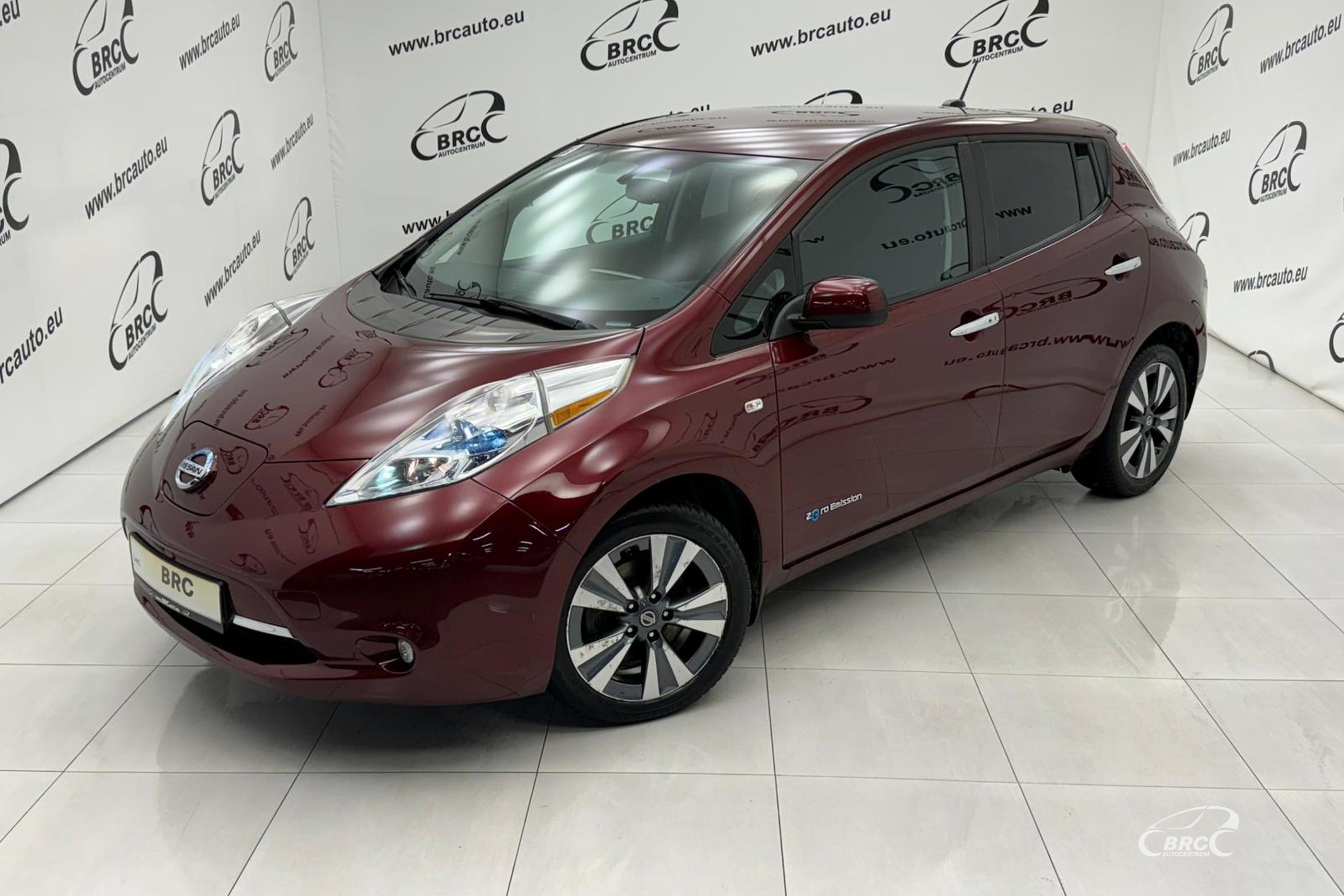 Nissan Leaf 30 kwH Automatas