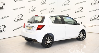 Toyota Yaris 1.5 Hybrid Automatas