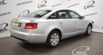 Audi A6 Limousine 2.4 V6 M/T