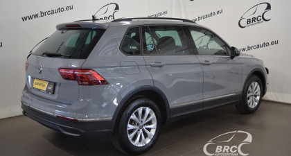 Volkswagen Tiguan FWD A/T