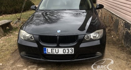 BMW 320 