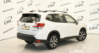 Subaru Forester 2.5 4WD Automatas