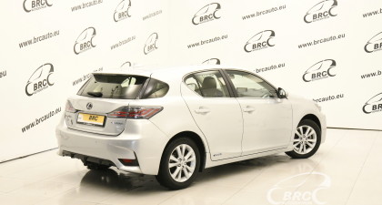 Lexus CT 200H Automatas