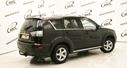 Mitsubishi Outlander 2.4i 4WD LPG Automatas