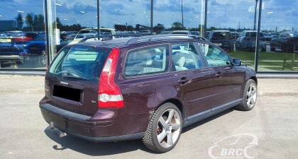 Volvo V50 2.4i