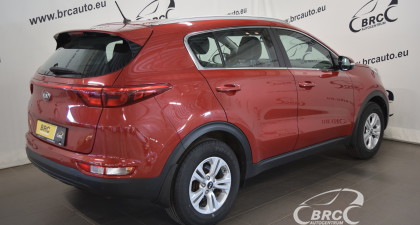 Kia Sportage FWD M/T