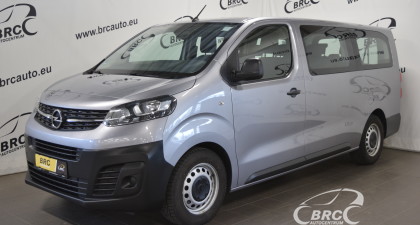 Opel Vivaro 9 Seats M/T