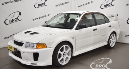 Mitsubishi Lancer Evolution V RS