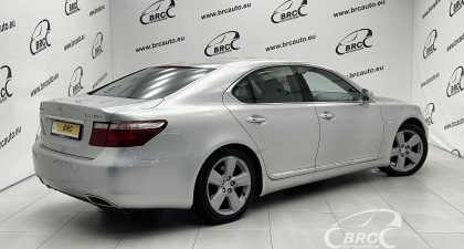 Lexus LS 460 Automatas