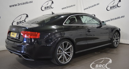 Audi RS5 Coupe