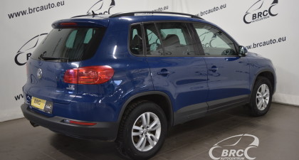 Volkswagen Tiguan FWD M/T