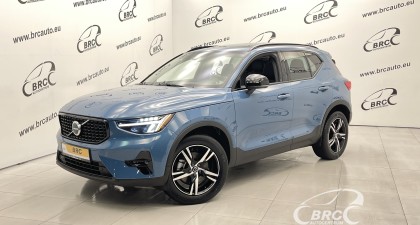 Volvo XC 40 2.0 B5 Plus Dark Theme