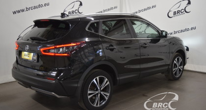 Nissan Qashqai FWD M/T