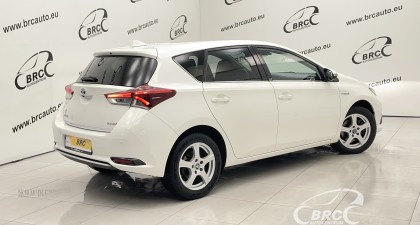 Toyota Auris 1.8 Hybrid Automatas