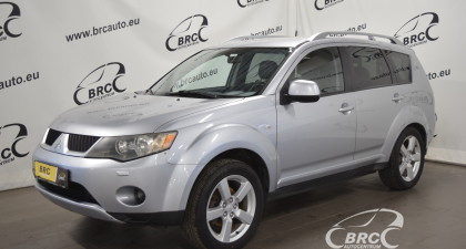 Mitsubishi Outlander 7 Seats AWD M/T