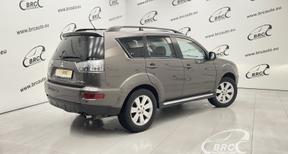 Mitsubishi Outlander 2WD Automatas