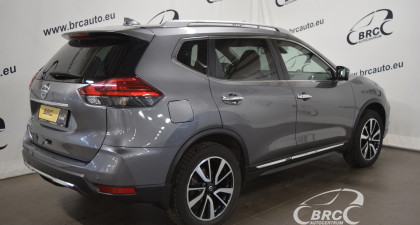 Nissan X-Trail FWD A/T