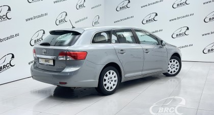 Toyota Avensis 1.8 Valvematic Linea Sol