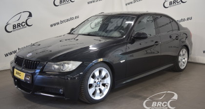 BMW 330 i M Sport M/T