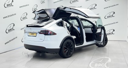 Tesla Model X P90D Automatas