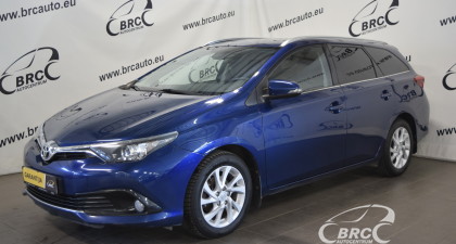 Toyota Auris M/T