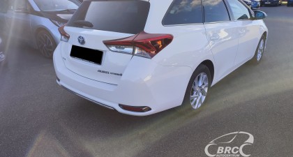 Toyota Auris 1.8 Hybid Automatas