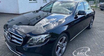 Mercedes-Benz E 220 Avantgarde LED Headup Kam Panora