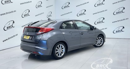 Honda Civic IX 1.8 S Variklio defektas 
