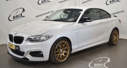 BMW 220 