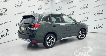 Subaru Forester 2.0 e-boxer Hybrid Symmetrical AWD