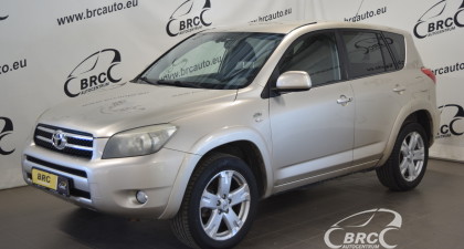 Toyota RAV 4 AWD M/T