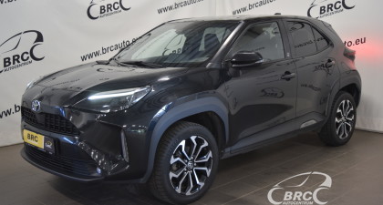 Toyota Yaris Cross Hybrid AWD A/T 