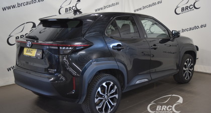 Toyota Yaris Cross Hybrid AWD A/T 