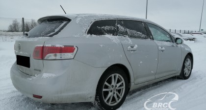 Toyota Avensis 2.2 D-CAT Wagon Automatas
