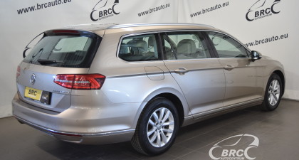 Volkswagen Passat Variant DSG 