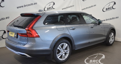 Volvo V90 Cross Country D4 AWD