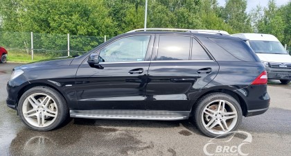 Mercedes-Benz ML 350 350 CDI BLUETEC 4Matic