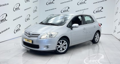 Toyota Auris 1.6 VVT-i Linea Sol Advanced
