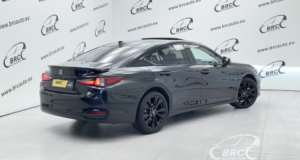 Lexus ES 300h 2.5 Hybrid Automatas