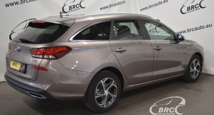 Hyundai i30 A/T