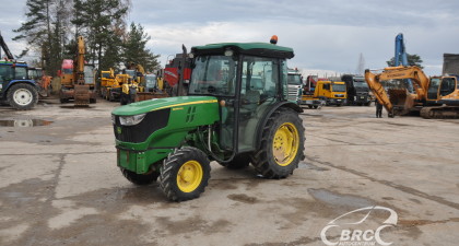 John Deere 5085 