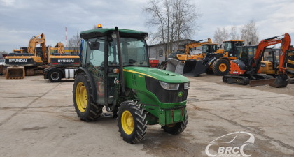 John Deere 5085 