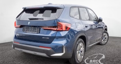 BMW iX1 xDrive 30