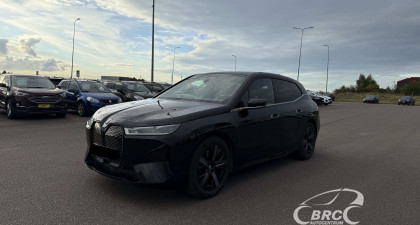 BMW iX xDrive40 