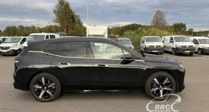 BMW iX xDrive40 