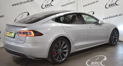 Tesla Model S P90D